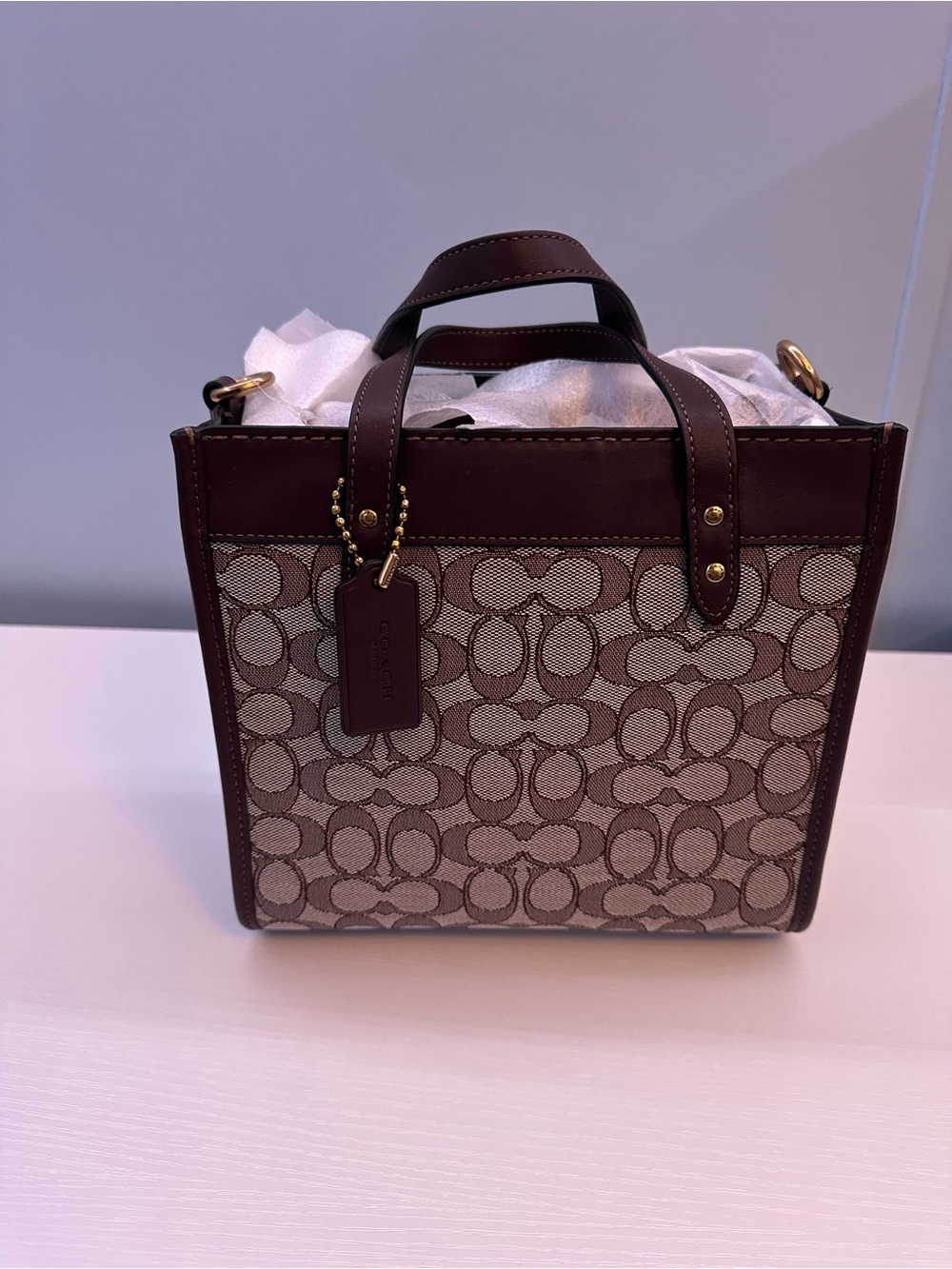NWT Coach Field Tote in signature jacquard. Oak/Maple